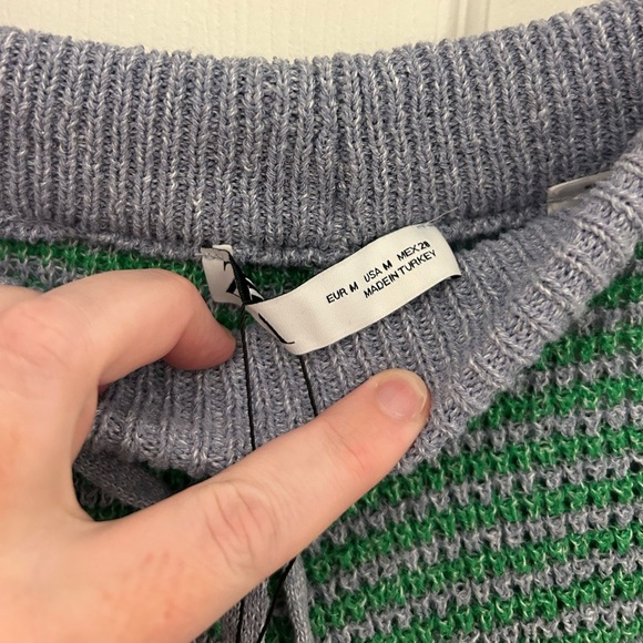 NWTs Zara Knit Stretchy Shorts, Sz M - Picture 7 of 8